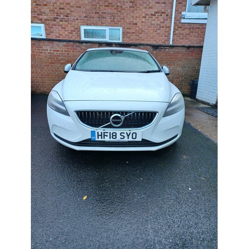 420 - Car: a Volvo V40 T2, registration HF18 SYO, 5 door hatchback,, petrol, 1969cc, white, approximately ... 