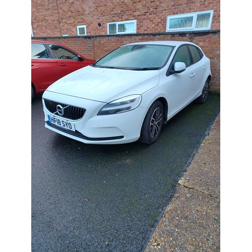 420 - Car: a Volvo V40 T2, registration HF18 SYO, 5 door hatchback,, petrol, 1969cc, white, approximately ... 