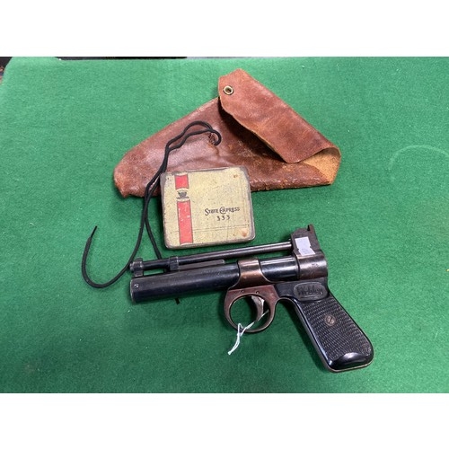 452 - A Webley & Scott Junior .177 air pistol S/No. 688, together with leather case and pellets -