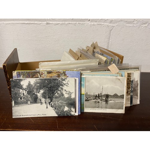 272 - Postcards: a quantity of loose postcards, including R P topographical etc -