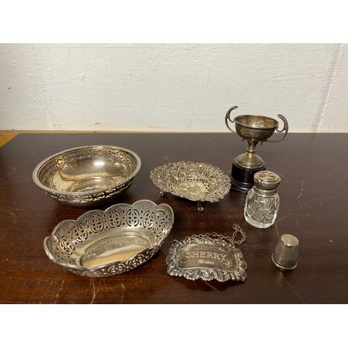 120 - A small quantity of silver items, various dates and makers, to include three pierced bon-bon dishes,... 