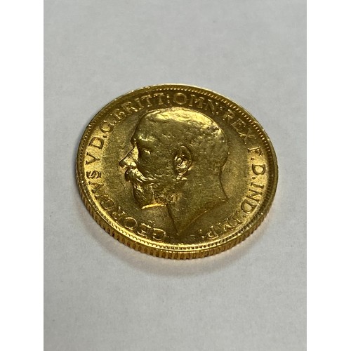 28 - A George V sovereign, 1914 -