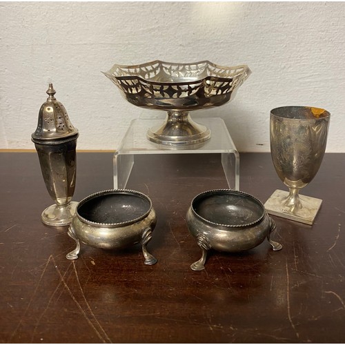 10 - A silver bon-bon dish, with pierced rim, together with a pair of open salts etc -