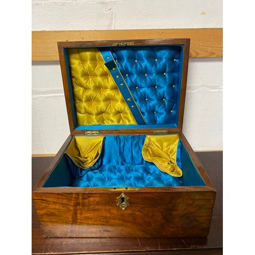 285A - A Victorian walnut jewellery/work box, with carry handle -