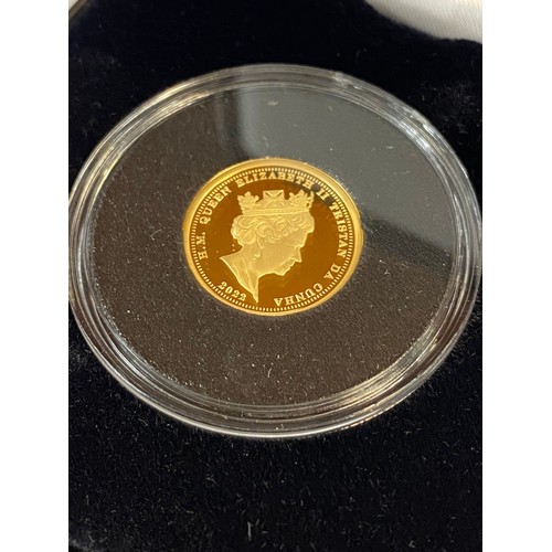 82 - A 2022 proof half sovereign, commemorating the 40th Birthday of the Duke of Cambridge -