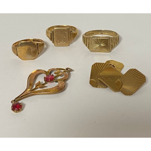 65 - A pair of 9ct gold cufflinks, together with three 9ct gold signet rings, an Edwardian pendant, a gen... 