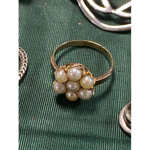 72 - A pearl cluster ring, set in yellow metal mount, together with Siam silver and niello brooches and e... 