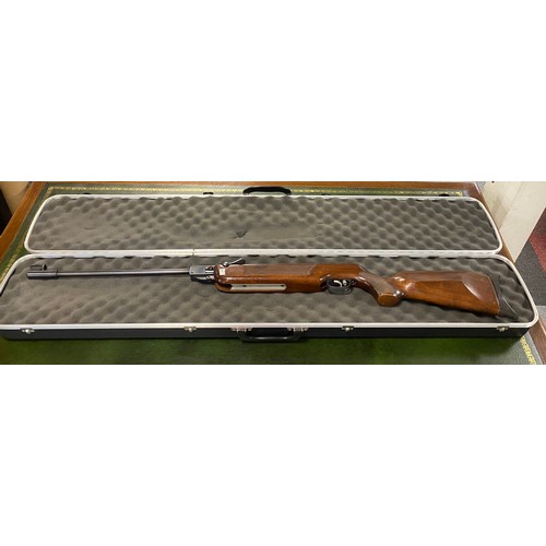 429 - A Weihrauch HW55M .177 break barrel air rifle, with case -