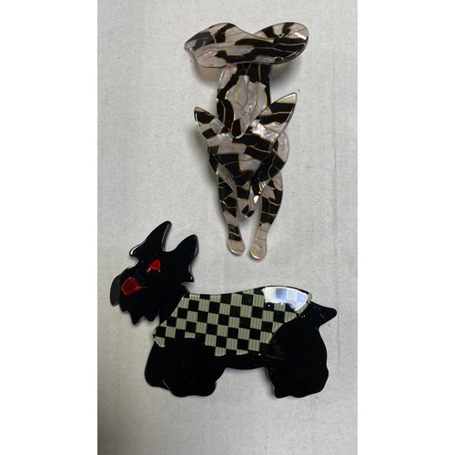 4 - A Lea Stein style acrylic brooch, in the form of a fox and another similar of a Scottie dog (2) -