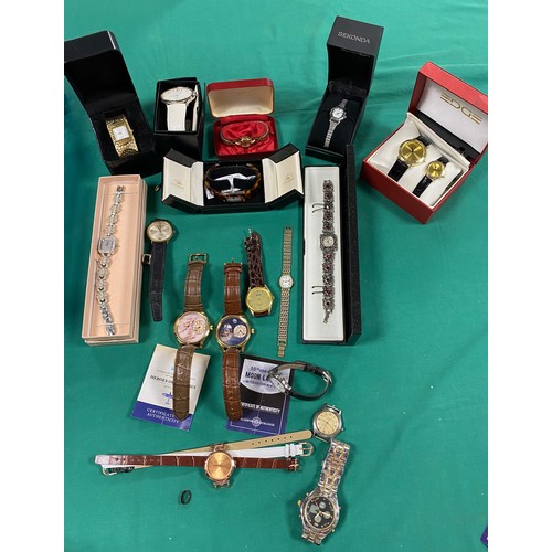 26 - A quantity of wristwatches, lady's and gent's -