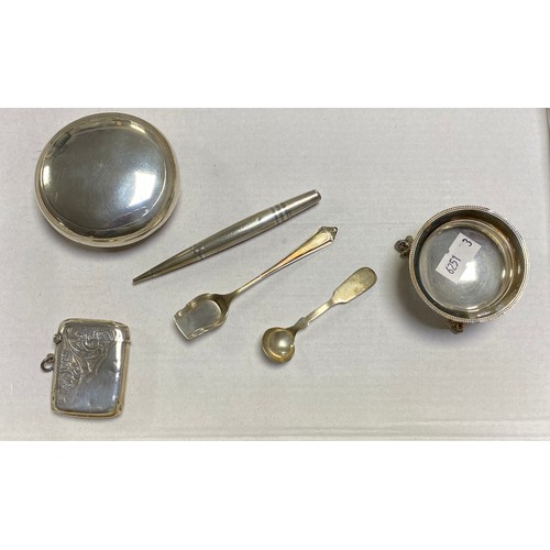 78 - A group of small silver items, including a squeeze action snuff/tobacco box, vesta, pencil and two s... 