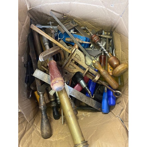 356 - A quantity of tools, to include vices and chisels etc -