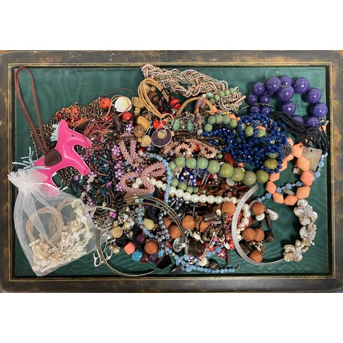 Lot 27        