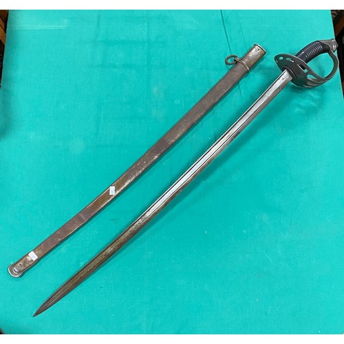 321 - A 19th century French cavalry sword, with scabbard -