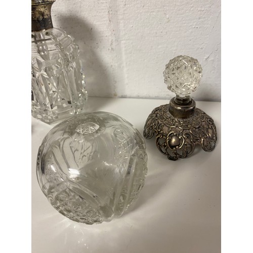 58 - A late 19th/early 20th century double ended scent/salts bottle, with blue glass and white metal cove... 