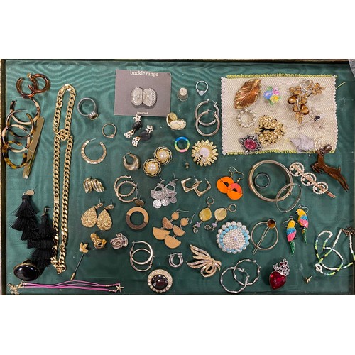 56 - A quantity of costume jewellery -