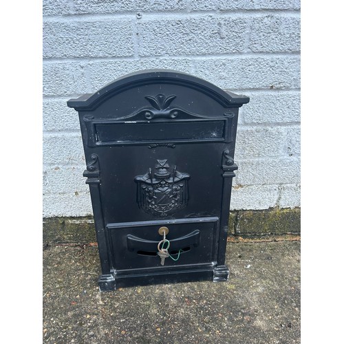 441 - A wall mounting post box -