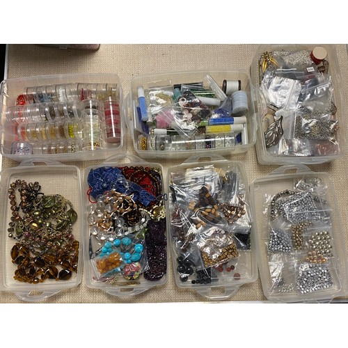 17 - A small quantity of costume jewellery, beads, fixings, etc -