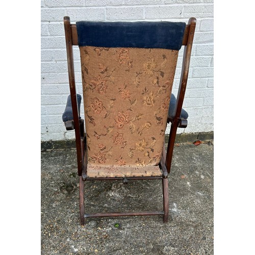 357 - An Edwardian folding chair -