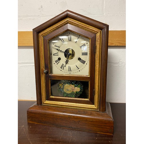 369 - An American mantel clock -