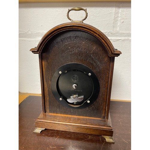 370 - A modern Elliots mantel clock -