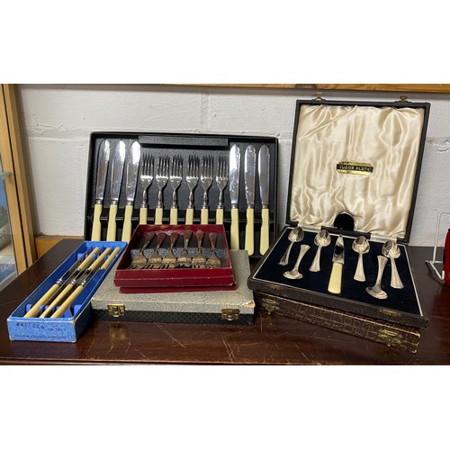 51 - A quantity of silver plated flatware and cutlery -