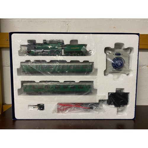 295 - A boxed set 00 gauge train set, The Thanet Flyer, by Birchmann -