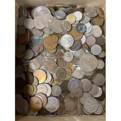 223 - Coins:  A GB and World collection of coins and banknotes -