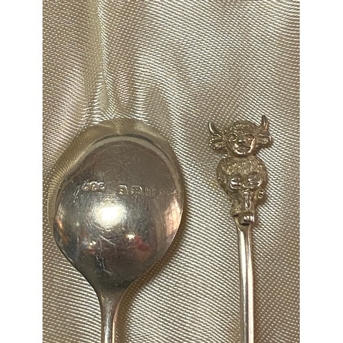 24 - A cased set of six George V silver teaspoons, Birmingham 1932, each with imp terminal -