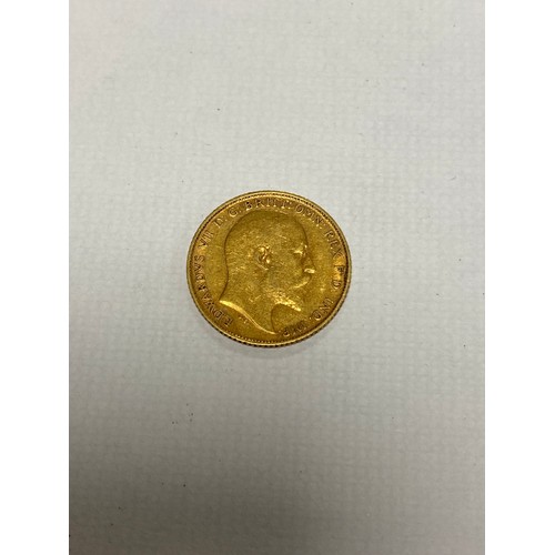 11 - An Edward VII half sovereign, 1903 -
