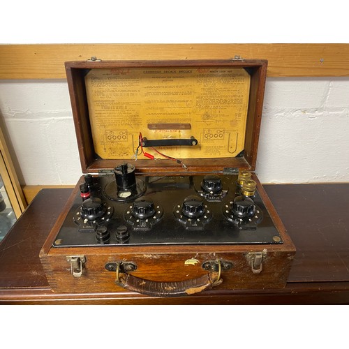 A Cambridge Decade Bridge resistance measure  -