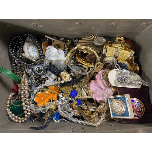 47 - A quantity of costume jewellery  -