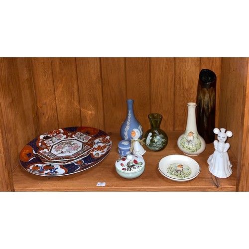 A mixed lot of china, to include signed Poole Pottery vase and Mary Gregory glass  -