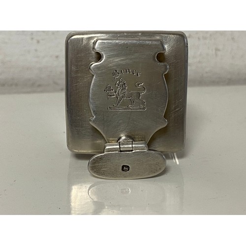 10 - A Victorian silver mounted travelling inkwell, London 1839, the locking cover engraved with 'Bruce' ... 