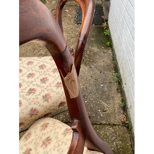 413 - A set of Victorian balloon back dining chairs -