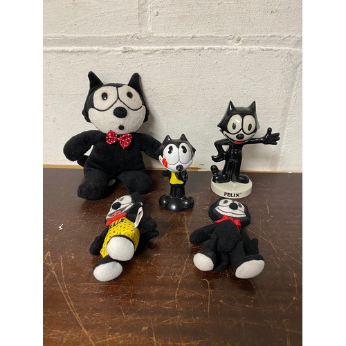 A small group of items relating to Felix the Cat, to include plush toys and limited  edition Wade figure -