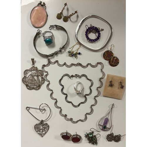 Lot 22        