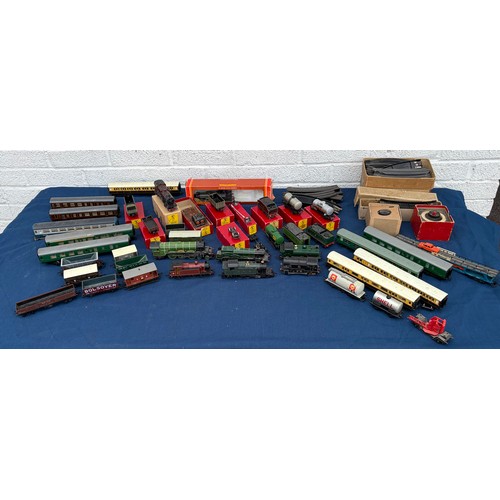 A quantity of model railway -