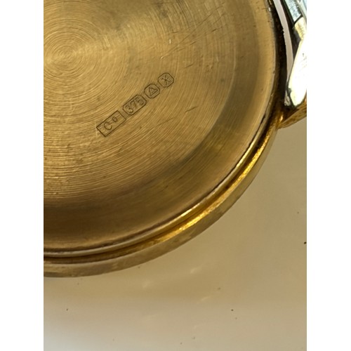 2 - A gents 9ct gold cased wristwatch, the circular dial signed Yves Renaud, with baton markers, to plat... 