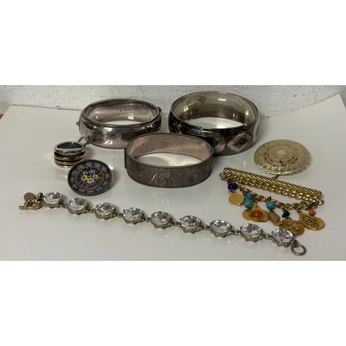 Lot 60        