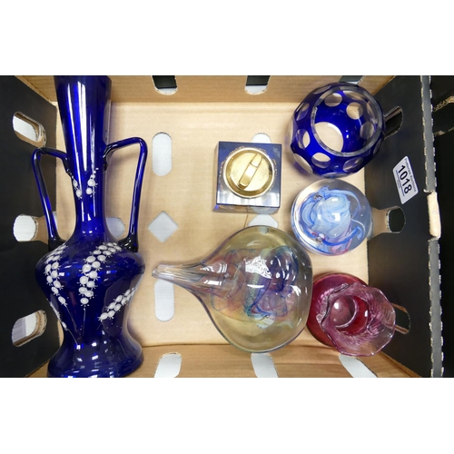 1018 - A mixed collection  of items to include: Victorian Bristol Blue Glass Handled Vase, later studio gla... 