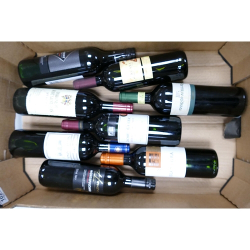 1024 - A collection of Red Wines including: Isla Negra Merlot, Jacobs Creek Cab Sav, Zagara Cab sav, Vina T... 