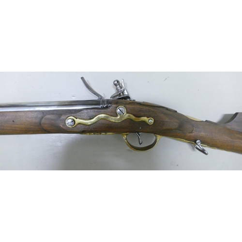 1061 - Film Prop Military Musket: