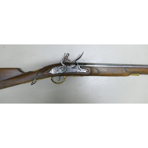 1061 - Film Prop Military Musket: