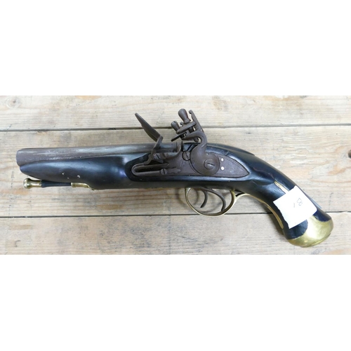 1068 - 19/20th Century rare Side by Side Double Barrelled flintlock Pistol: unmarked locks, spurred butt ca... 