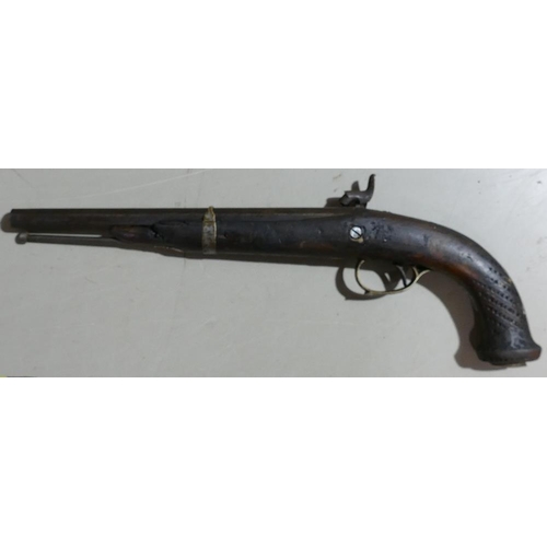 1069 - 19th century Percussion pistol: Hidden cap box in butt.