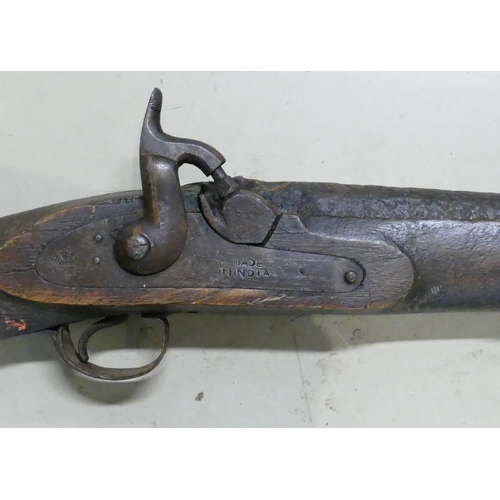 1075 - Colonial Military Percussion Musket: With patch box and chiselled barrel. Circa 1860.