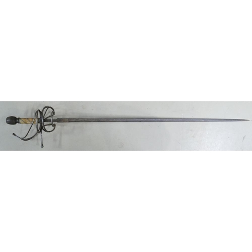 1080 - 17th century style Swept Hilt Rapier: Multibar hilt with bold counter ring, 3 bar knuckle guard and ... 