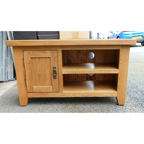 631 - Small MOodern Light Wood Television cabinet: