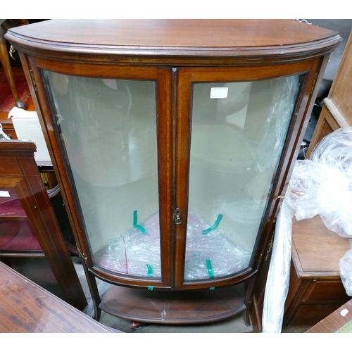 550g - Edwardian Inlaid Bow Fronted Display Cabinet: height 138cm